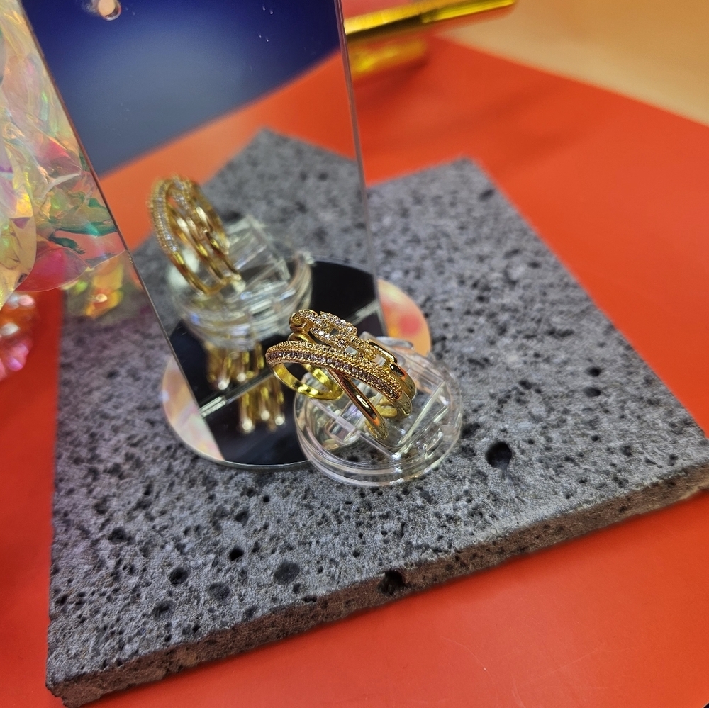 Infinity Ring - Open - Gold Rhinestone - Picture 2 of 3